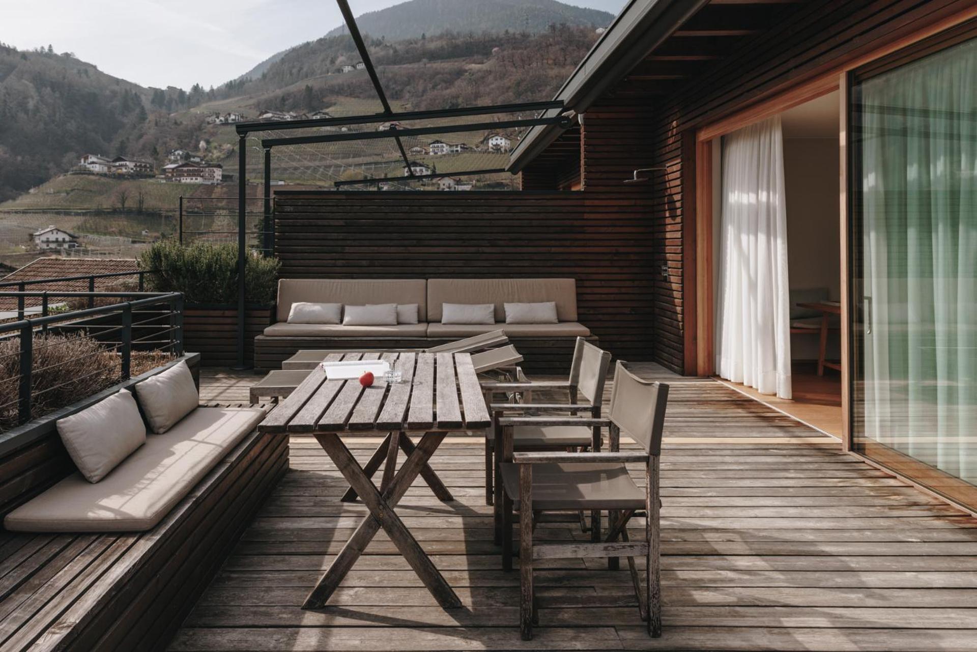 Hotel Schwarzschmied Лана Экстерьер фото